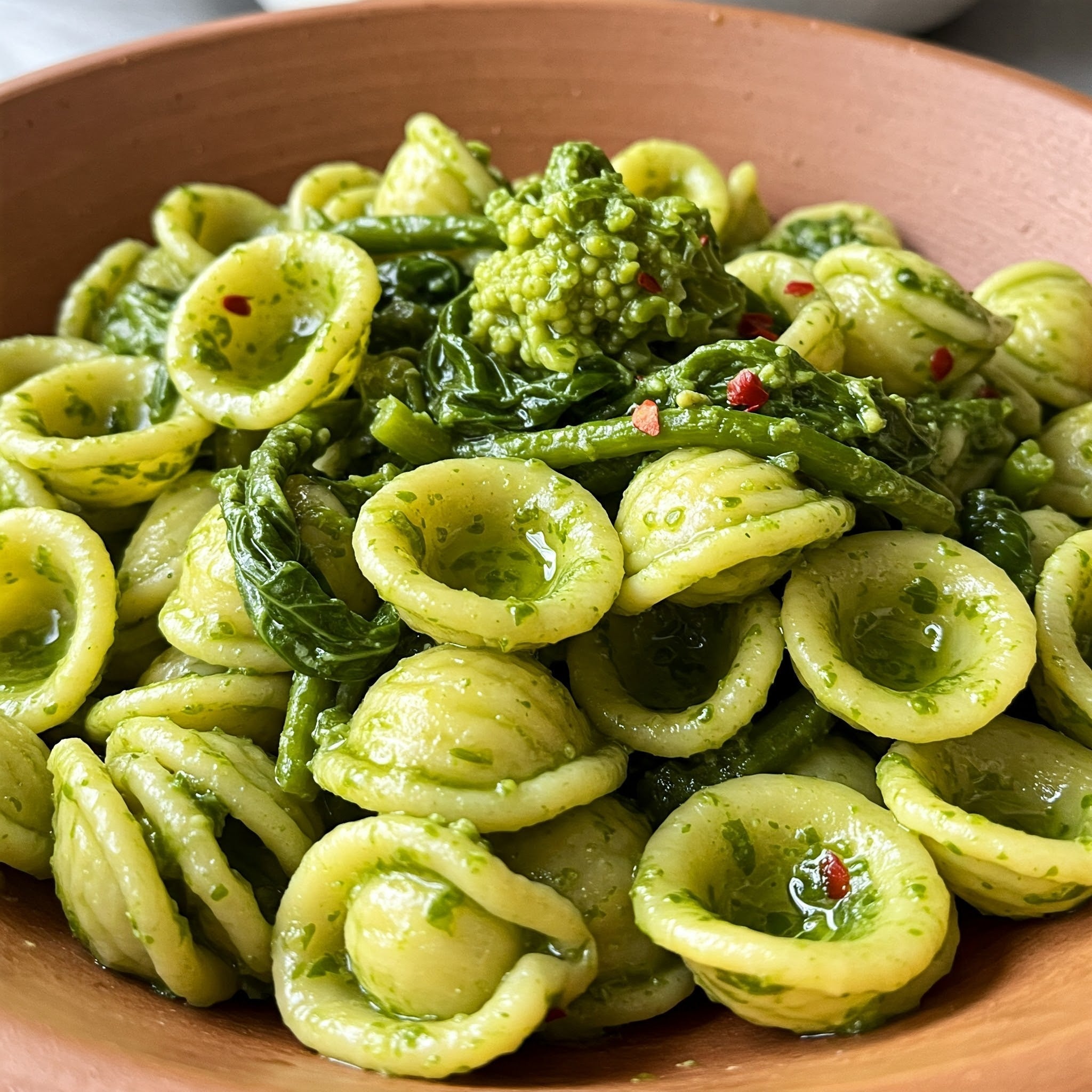 Orecchiette con Cime di Rapa (Orecchiette with Broccoli Rabe)
